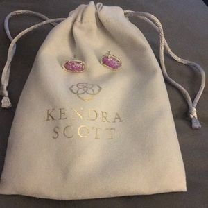 Price drop❗️Kendra Scott Ellie fuchsia opal studs